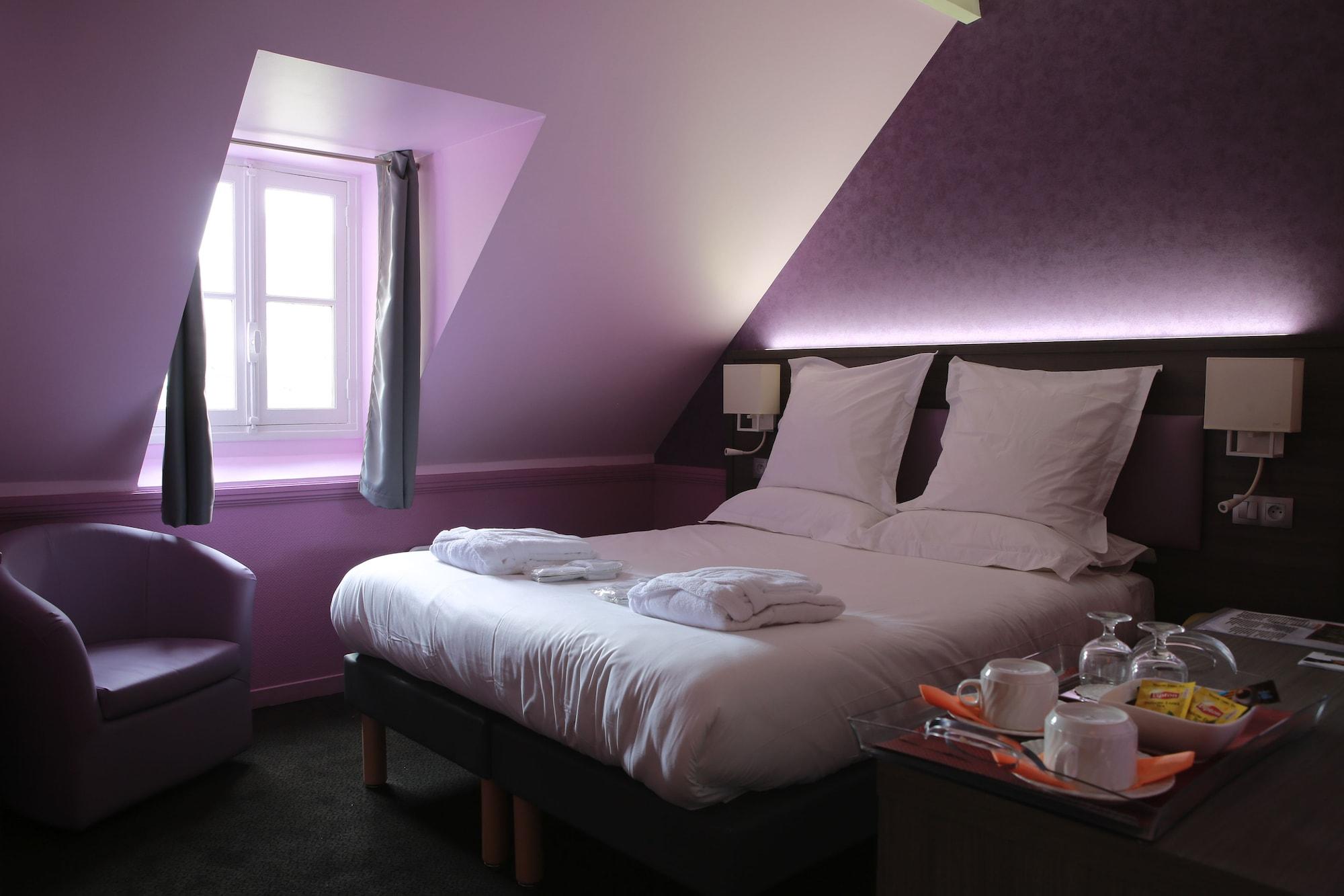 Hotel Poussin Paris Luaran gambar